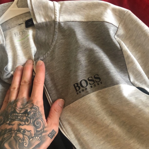 HUGO BOSS - Picture 3 of 4